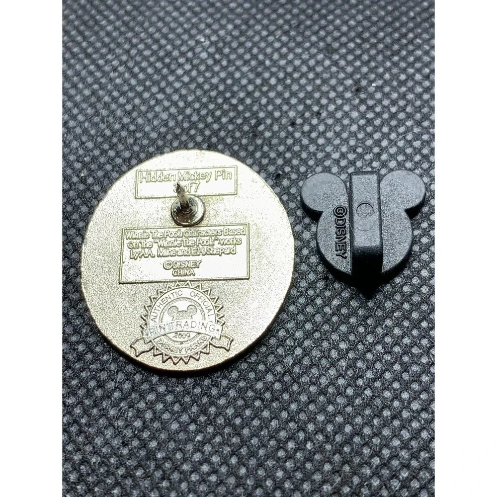 2009 Winnie the pooh Eeyore disney pin silhouette Hidden Mickey Set